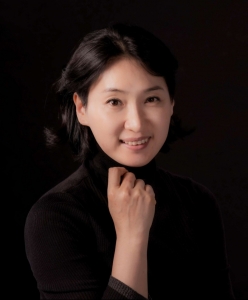 유지연 작가 프로필 사진